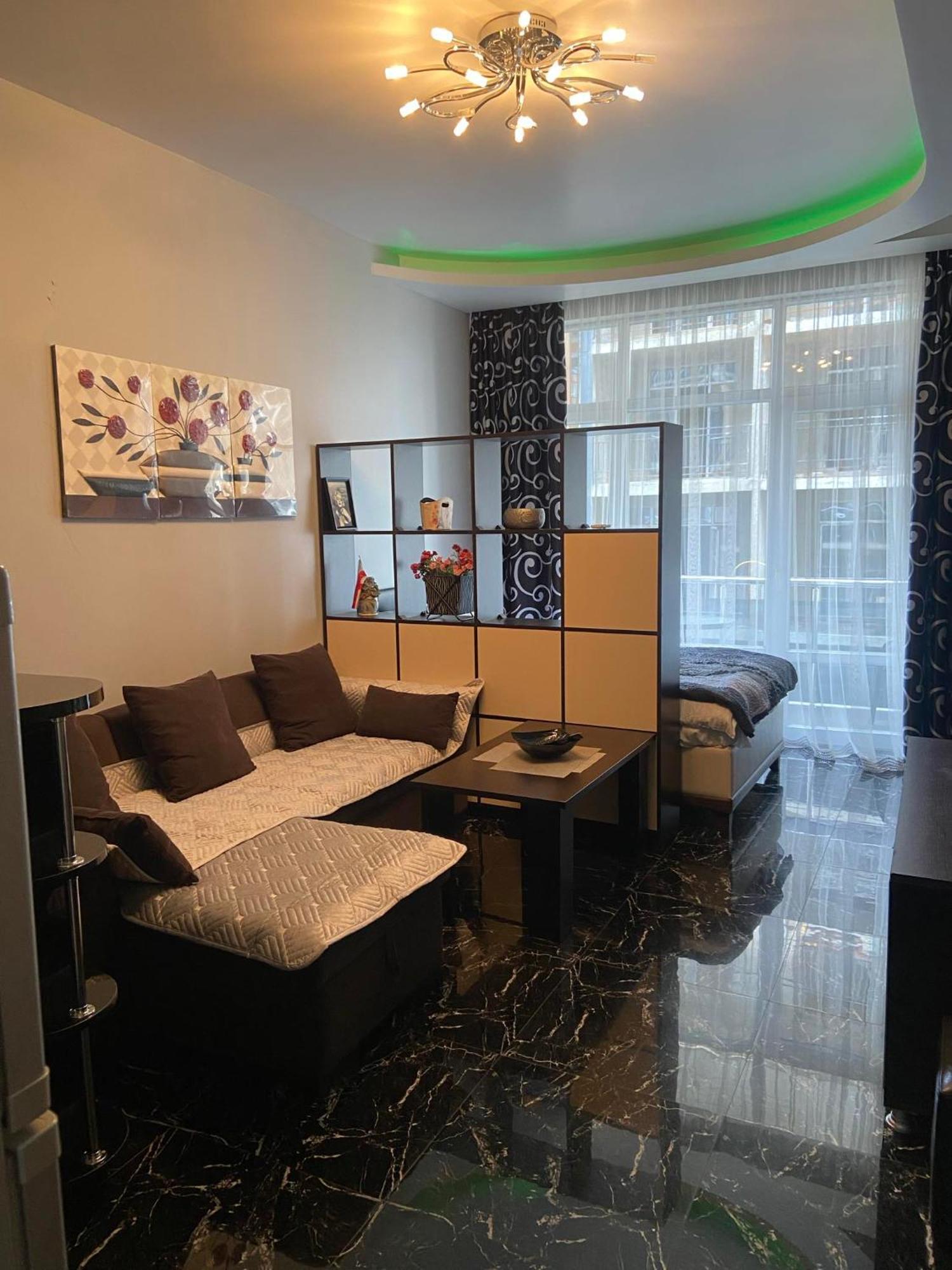 Apartment Vaja Fshavela N16 Батуми Экстерьер фото