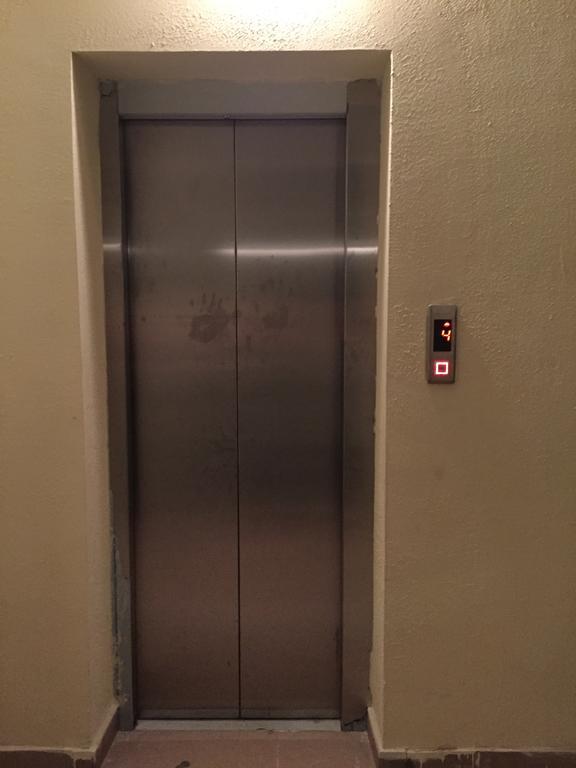 Apartment Vaja Fshavela N16 Батуми Номер фото